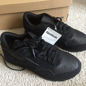 Reebok Women's Classic Nylon Sneaker Black W 5